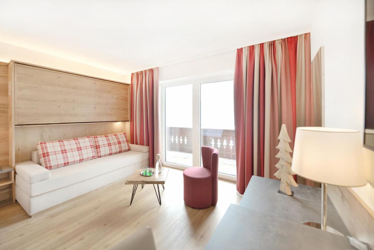Hotel Alpina Superior Pettneu am Arlberg Extérieur photo