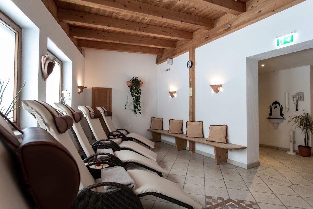 Hotel Alpina Superior Pettneu am Arlberg Extérieur photo